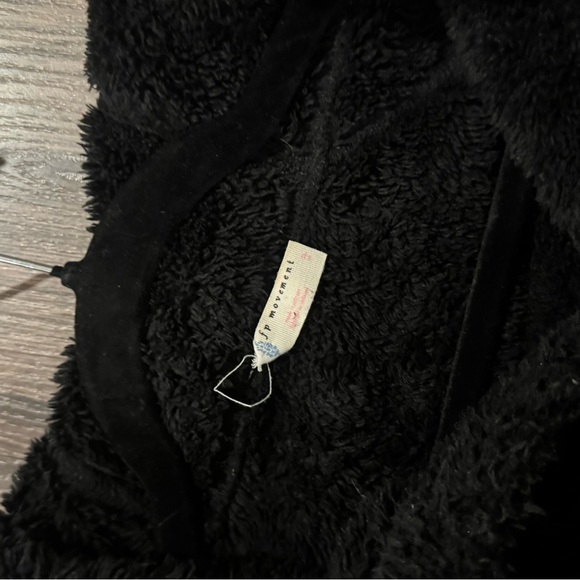 FP Movement Big Sky Pullover black sz S - Picture 3 of 7